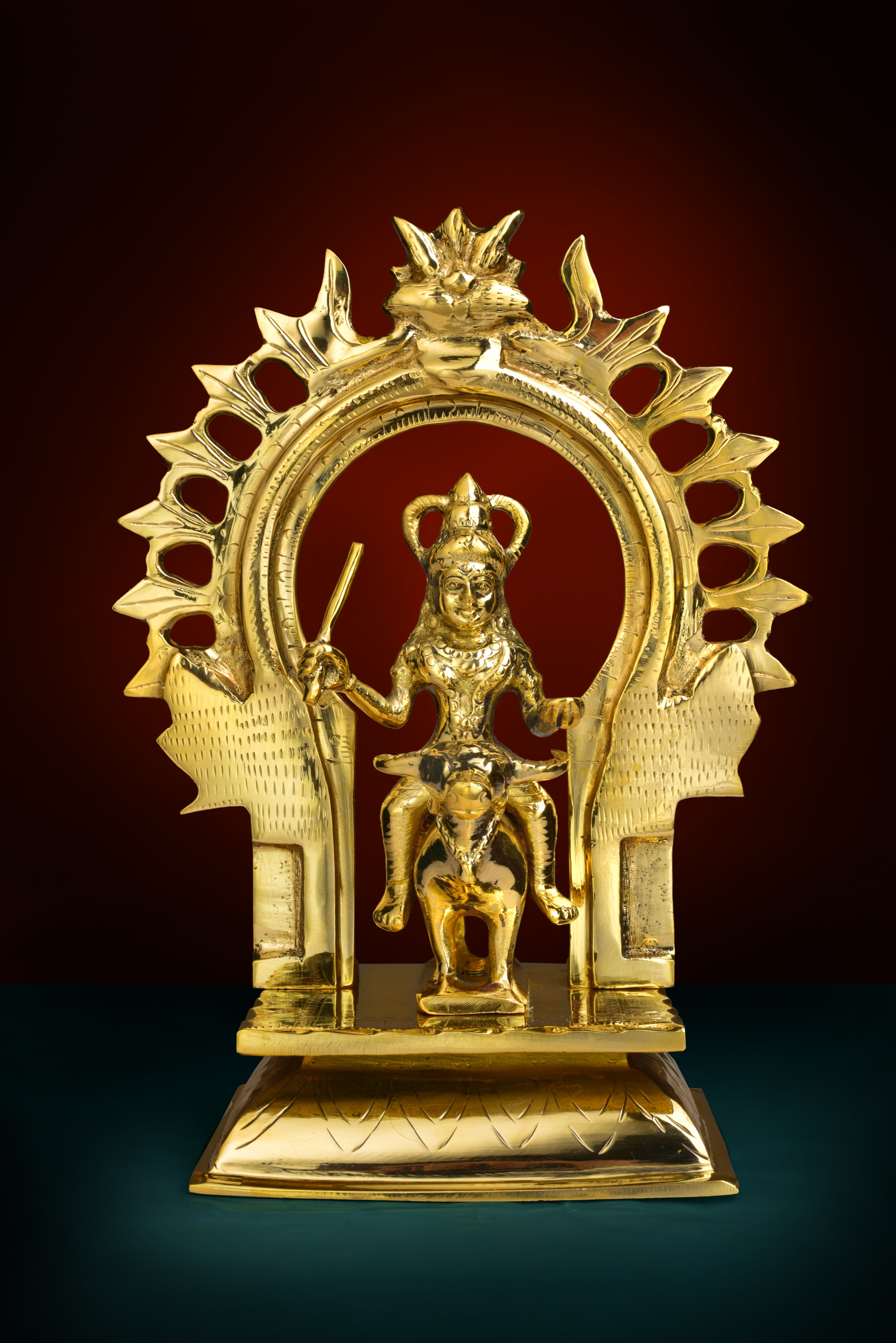 Vishnumaya Swami Statue